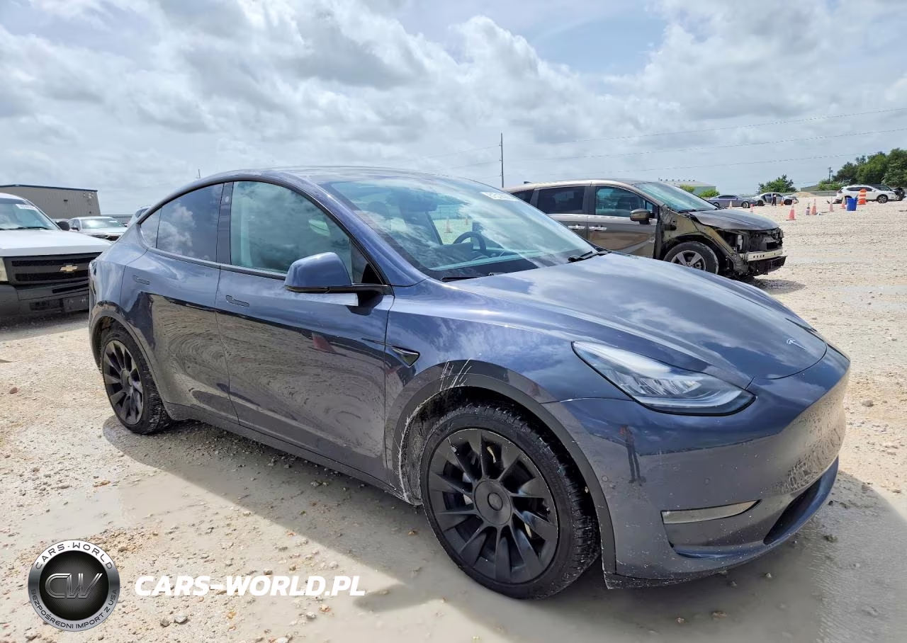 2021 Tesla Model Y VIN:5YJYGDEE3MF076670 - 4