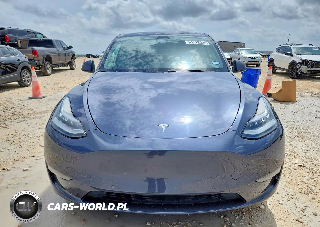 2021 Tesla Model Y VIN:5YJYGDEE3MF076670 - 5