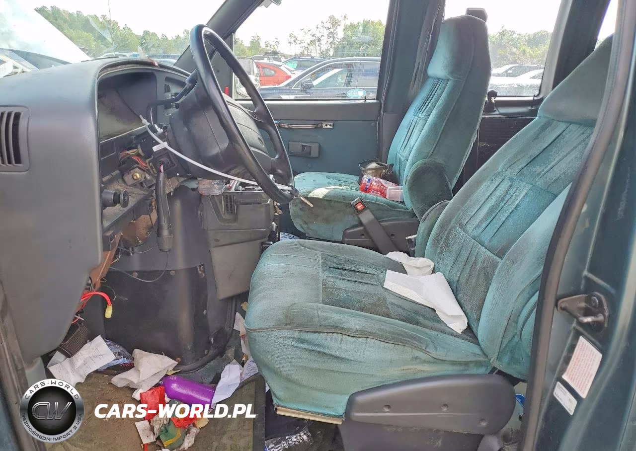 1996 Ford Econoline E150 Van VIN:1FDEE14H4THA31363 - 7