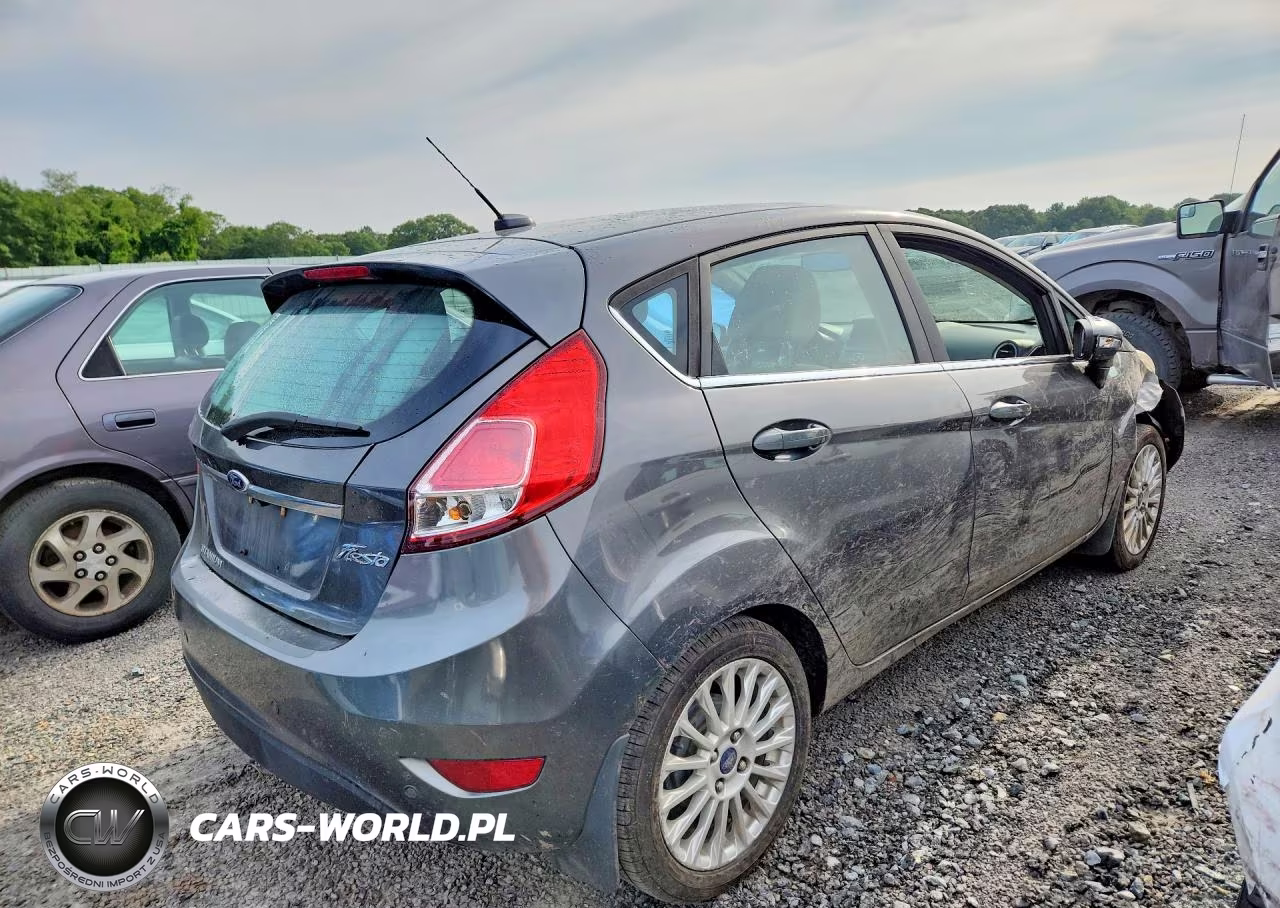 2015 Ford Fiesta Titanium VIN:3FADP4FJ8FM144069 - 3