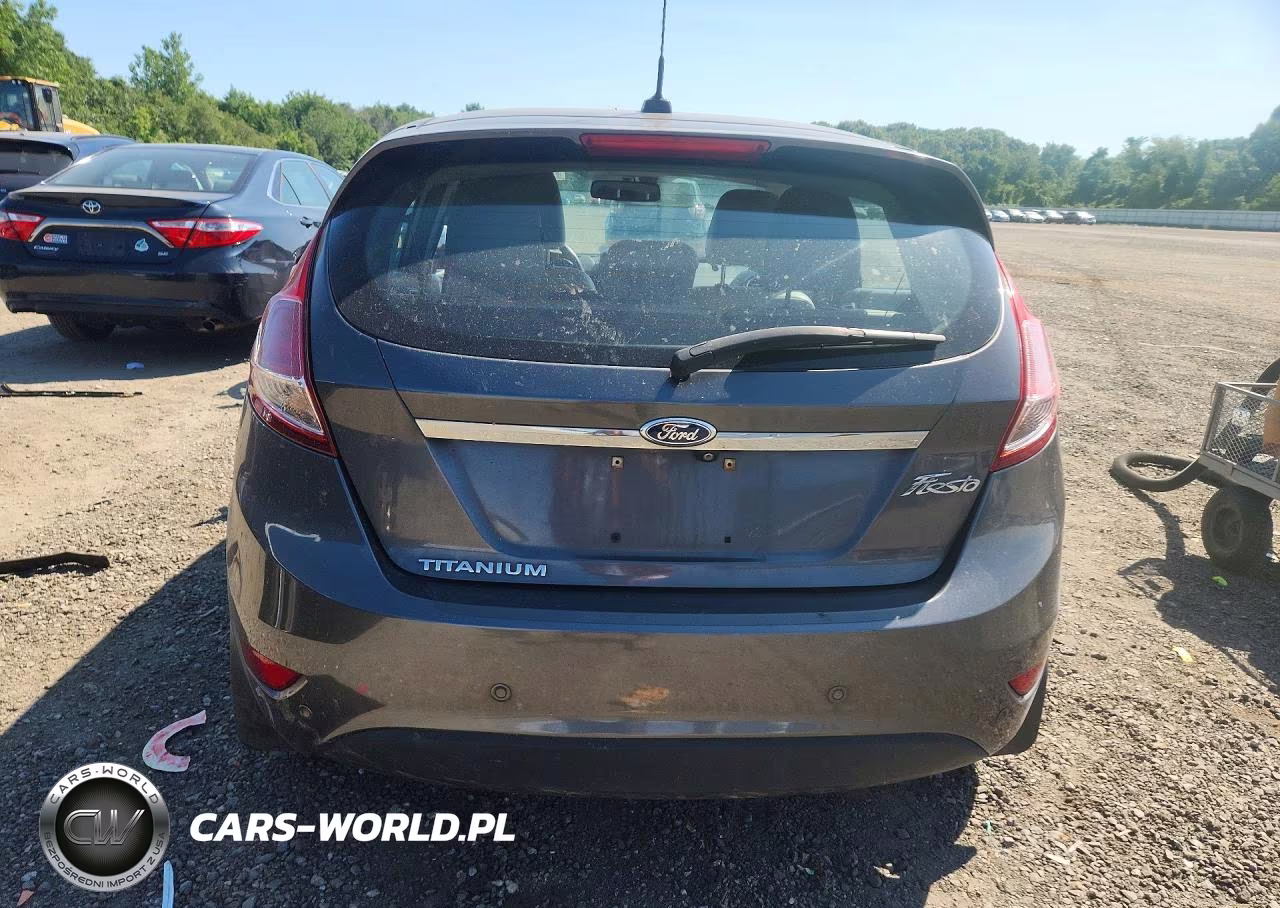 2015 Ford Fiesta Titanium VIN:3FADP4FJ8FM144069 - 6