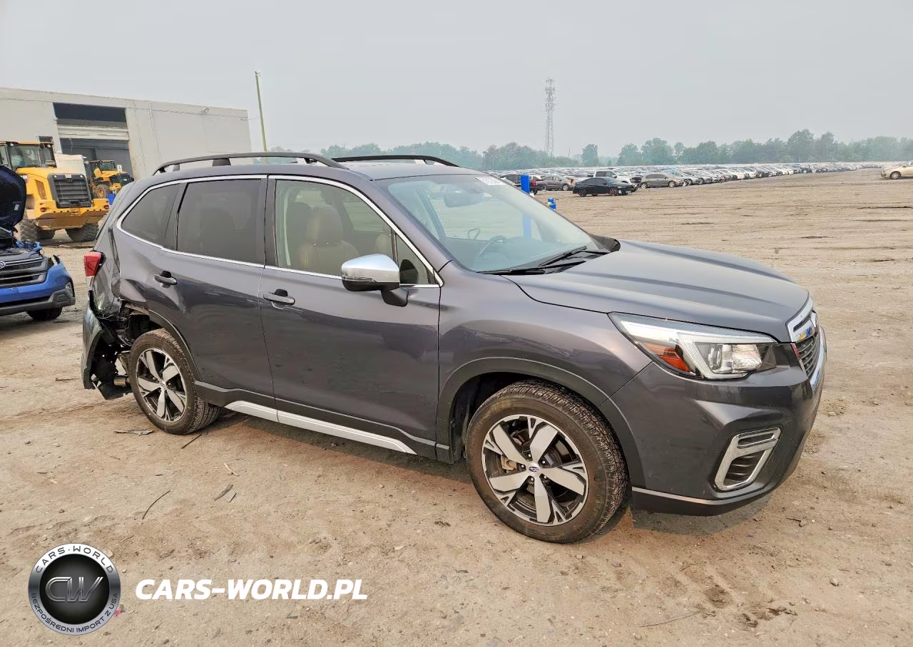 2020 Subaru Forester Touring VIN:JF2SKAXC6LH413301 - 4
