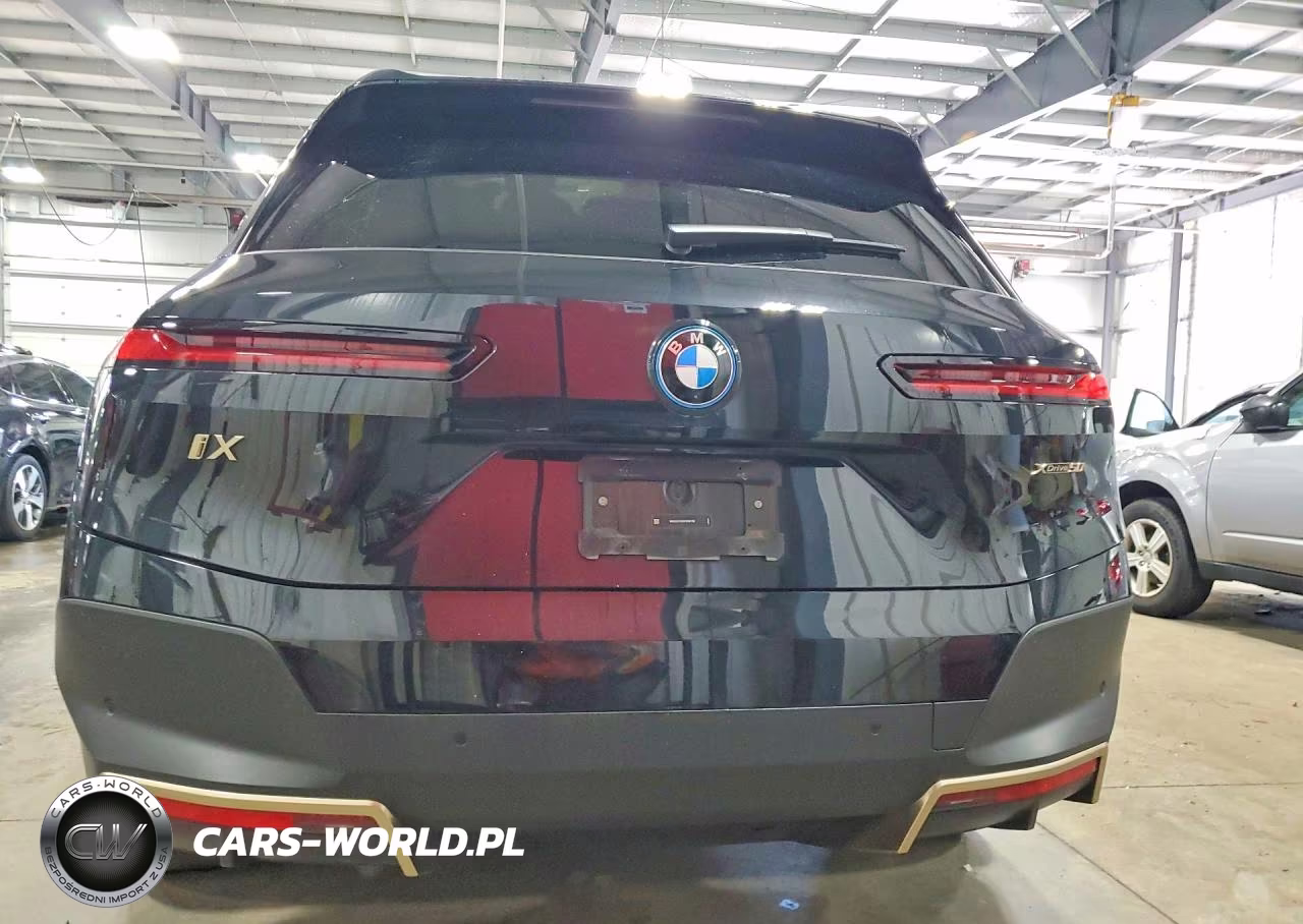 2025 BMW Ix xDrive50 VIN:WB523CF02SCU36158 - 6