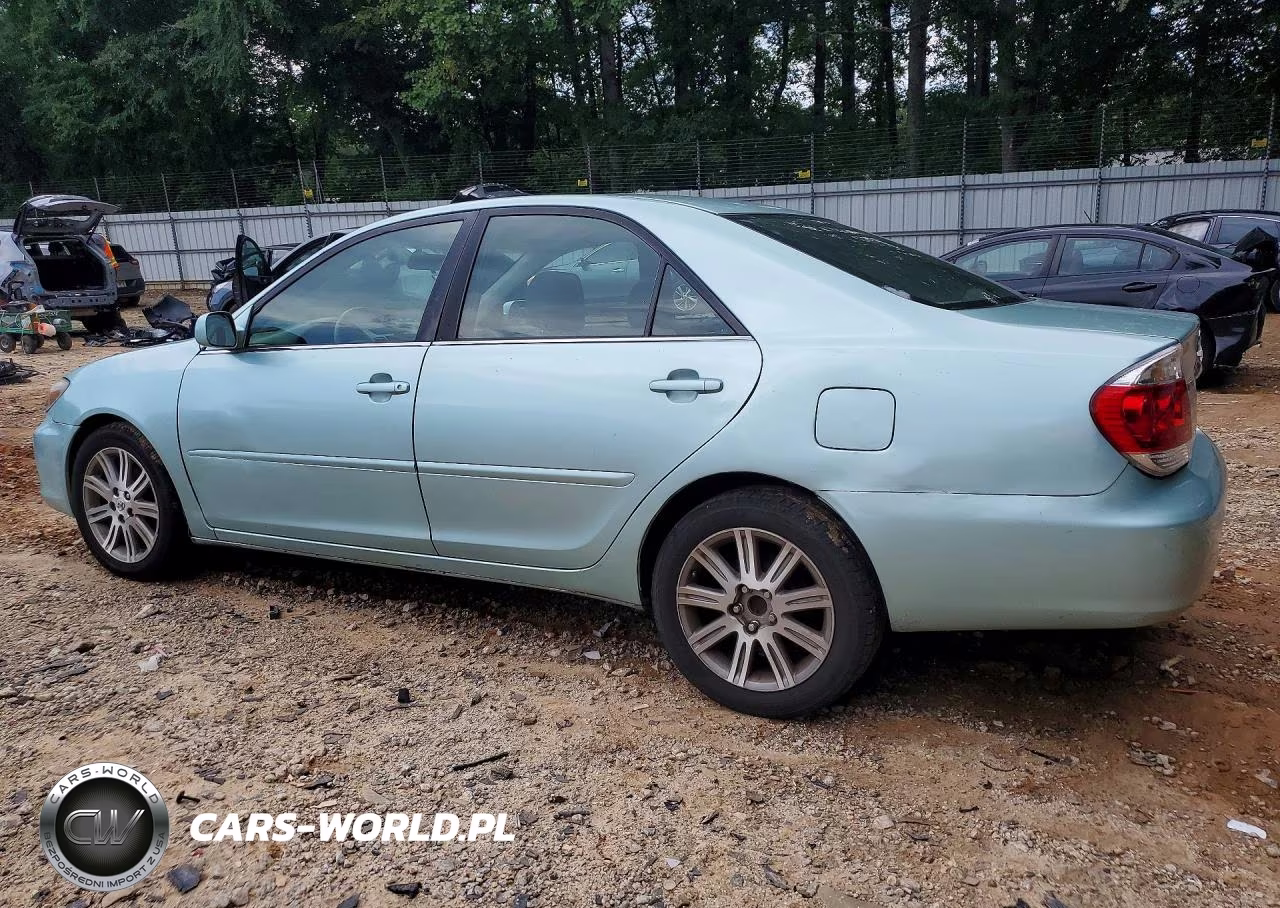 2005 Toyota Camry Le VIN:4T1BE32K25U536454 - 2
