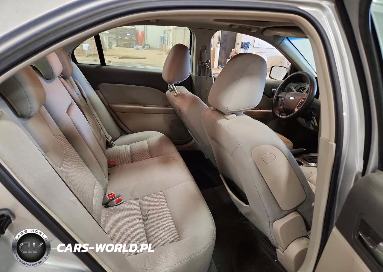 2010 Ford Fusion Se VIN:3FAHP0HA4AR410027 - 10