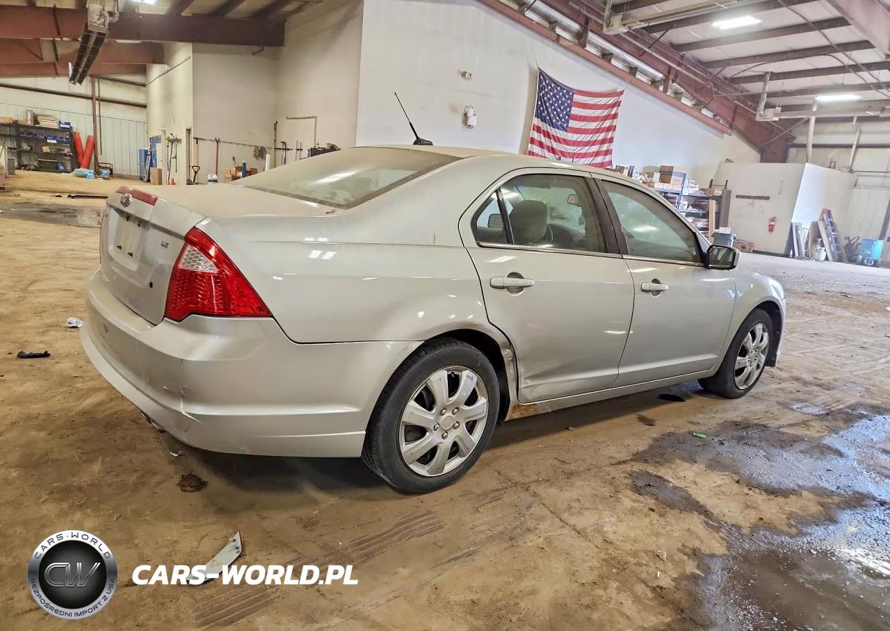 2010 Ford Fusion Se VIN:3FAHP0HA4AR410027 - 3