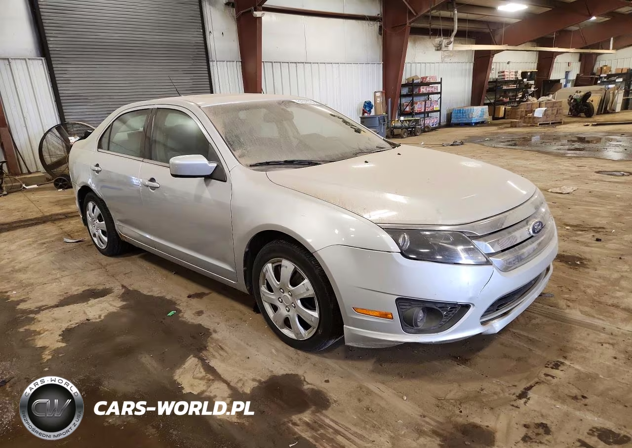2010 Ford Fusion Se VIN:3FAHP0HA4AR410027 - 4