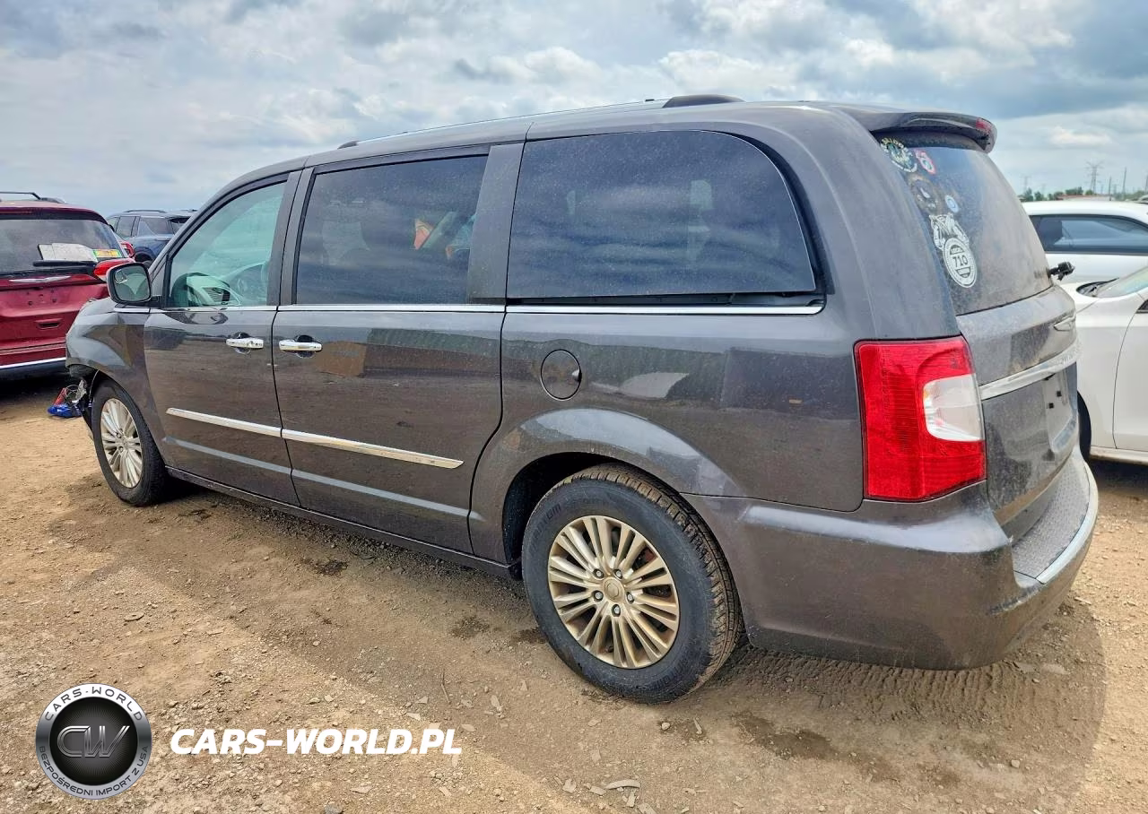 2015 Chrysler Town & Country Limited Platinum VIN:2C4RC1GG4FR578740 - 2