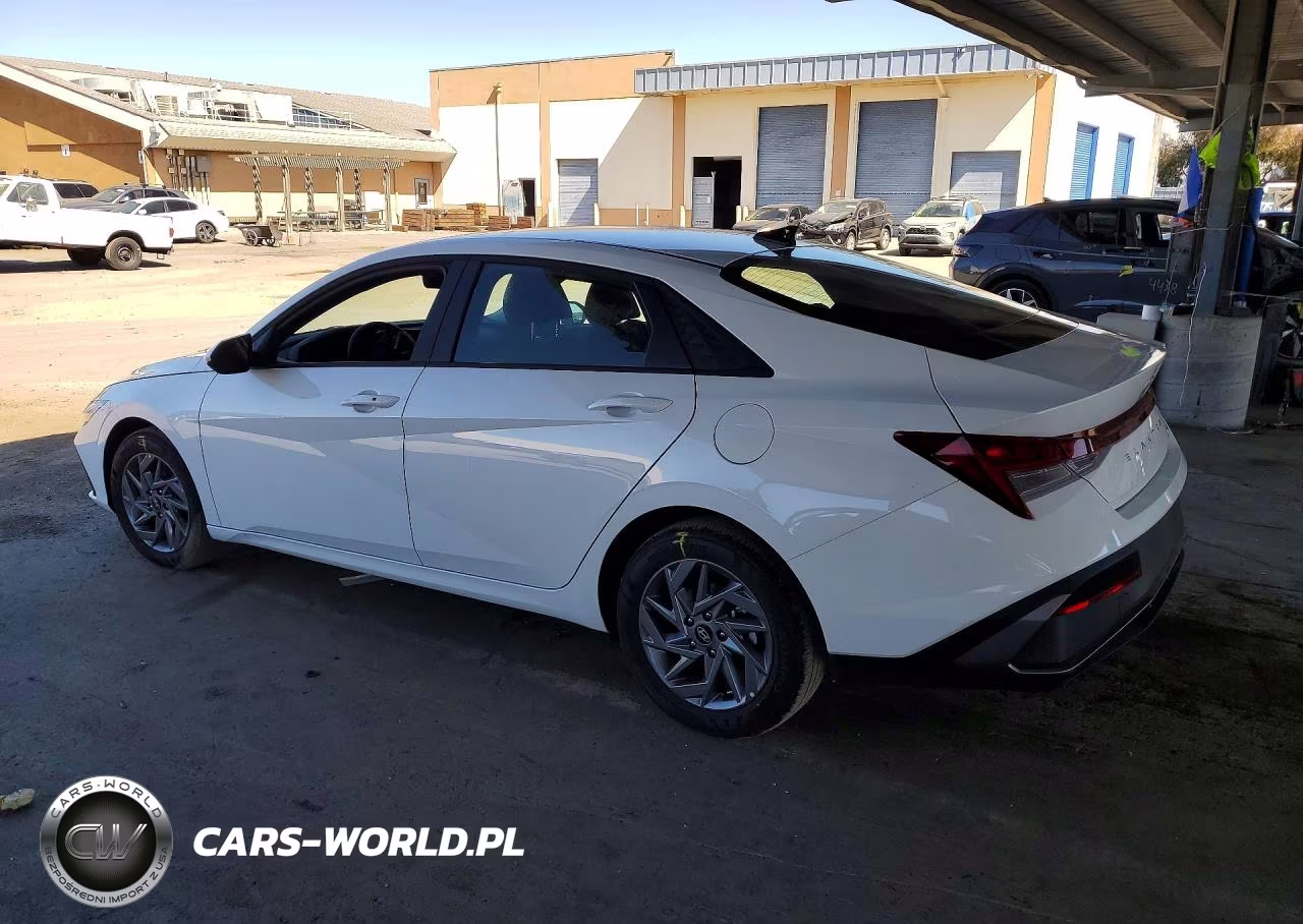 2026 Hyundai Elantra Hybrid Blue VIN:KMHLM4DJXTU205698 - 2