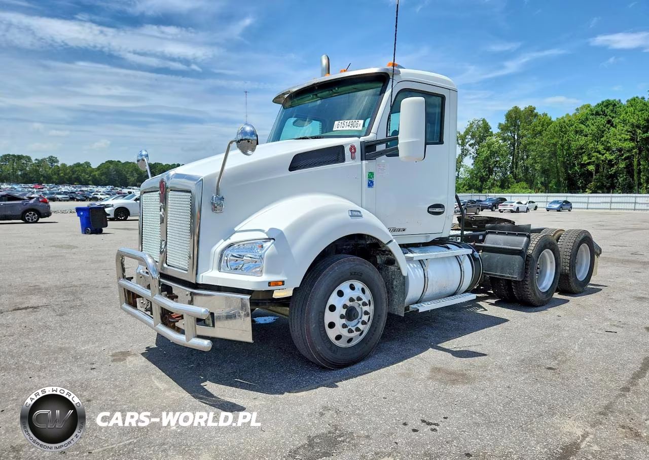 2017 Kenworth T880 - Semi Truck