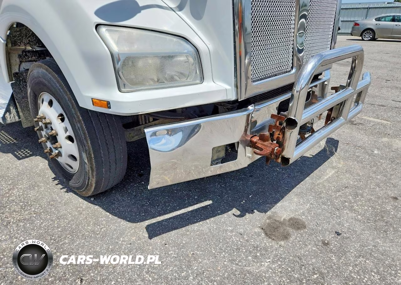 2017 Kenworth T880 - Semi Truck VIN:1XKZDP9X9HJ168606 - 12