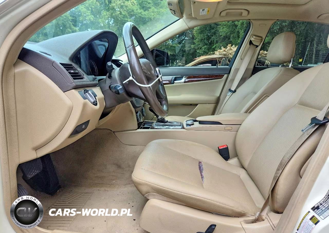 2009 Mercedes-Benz C 300 VIN:WDDGF54X59F267717 - 7