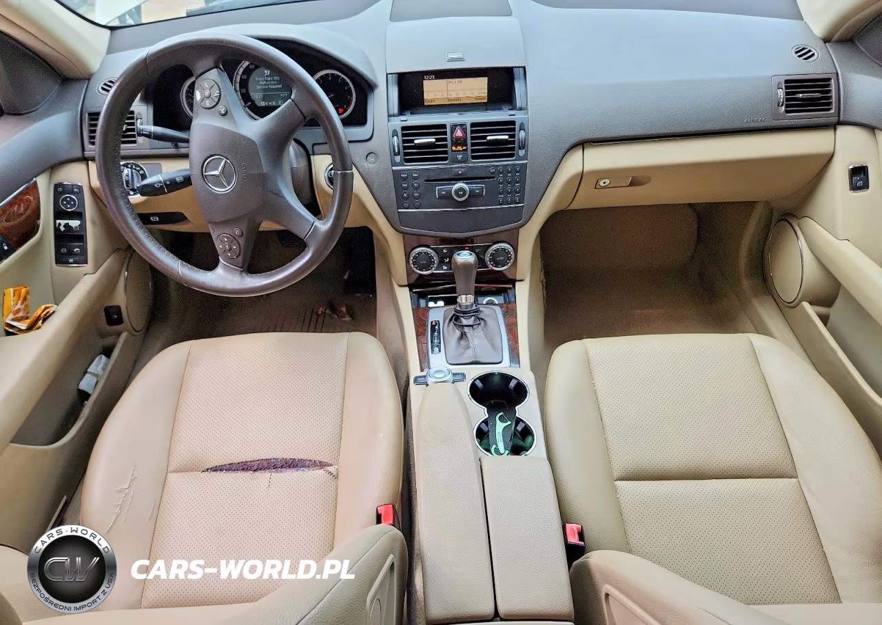 2009 Mercedes-Benz C 300 VIN:WDDGF54X59F267717 - 8