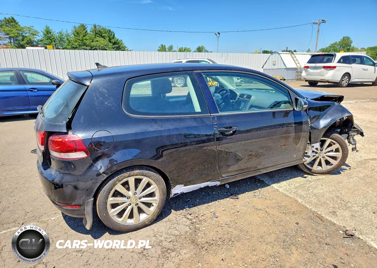 2012 Volkswagen Golf VIN:WVWMM7AJ6CW037996 - 3
