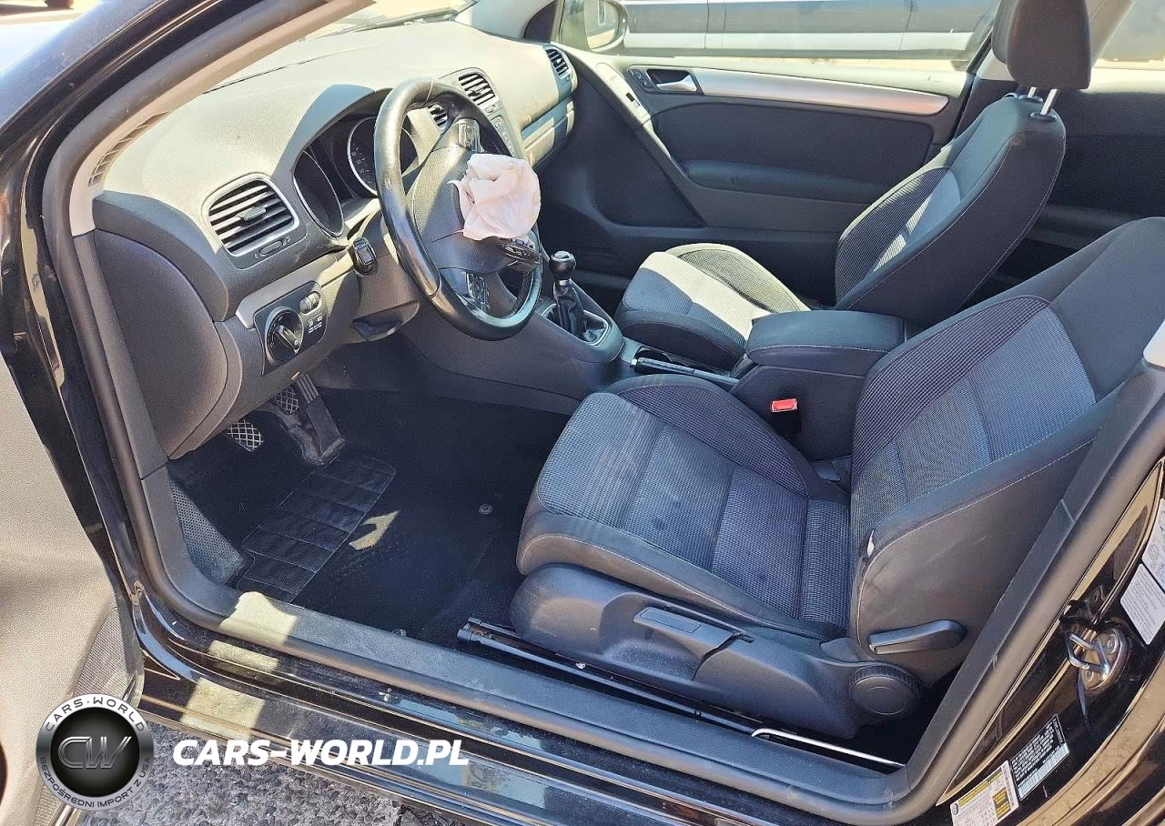 2012 Volkswagen Golf VIN:WVWMM7AJ6CW037996 - 7