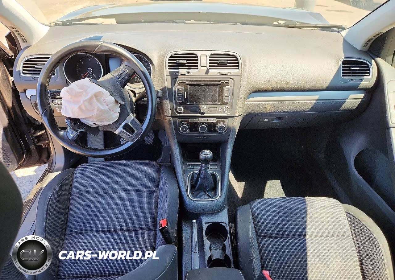 2012 Volkswagen Golf VIN:WVWMM7AJ6CW037996 - 8