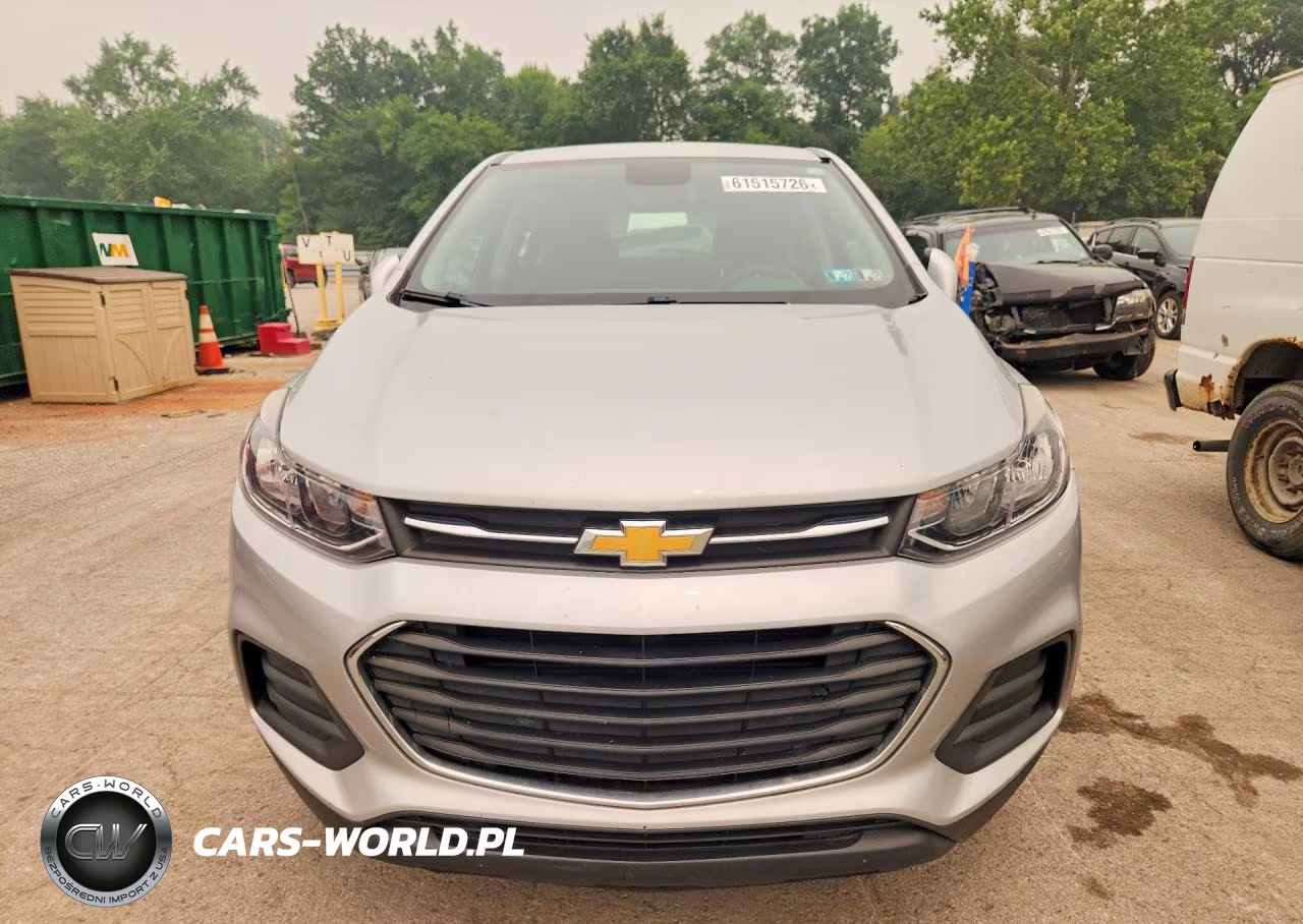 2019 Chevrolet Trax Ls VIN:3GNCJNSBOKL238515 - 5