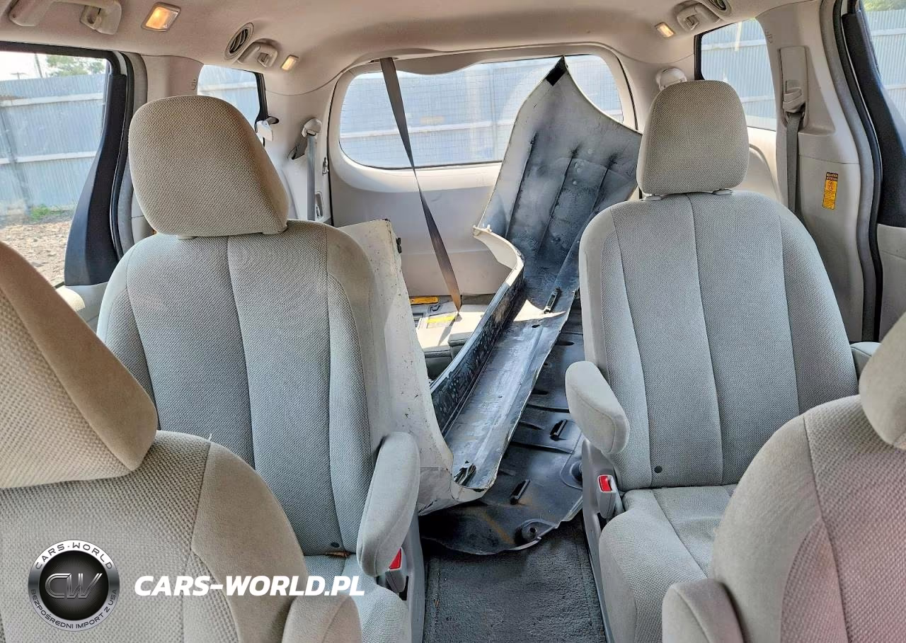 2014 Toyota Sienna L 7-Passenger VIN:5TDZK3DC1ES500390 - 10