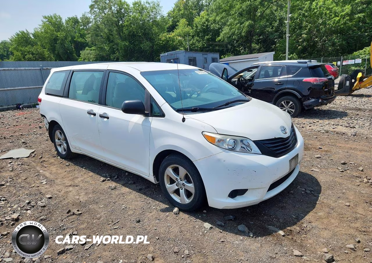 2014 Toyota Sienna L 7-Passenger VIN:5TDZK3DC1ES500390 - 4