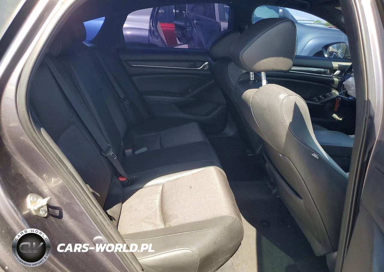 2019 Honda Accord Sport VIN:1HGCV1F32KA048619 - 10