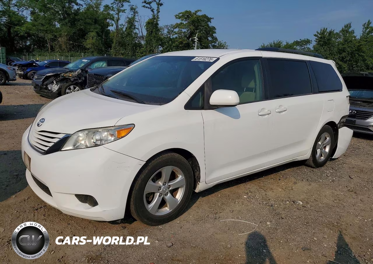 2016 Toyota Sienna Le