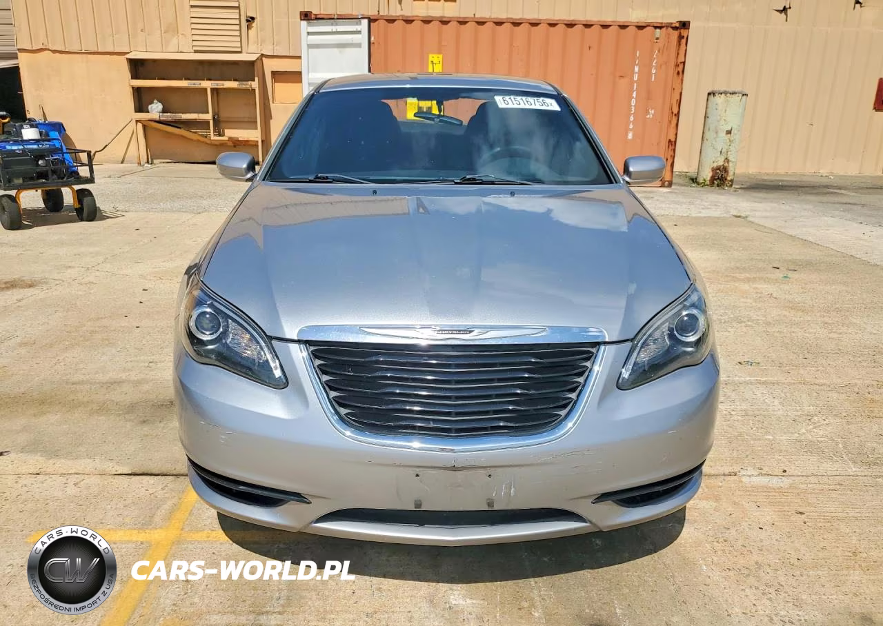 2013 Chrysler 200 Touring VIN:1C3CCBBB1DN541960 - 5
