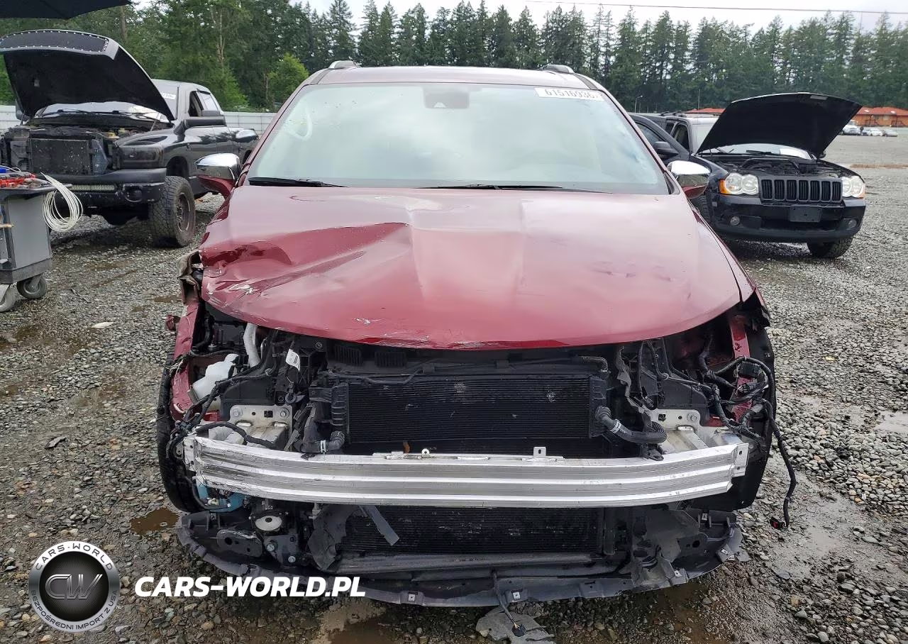 2017 Chrysler Pacifica Ehybrid Platinum VIN:2C4RC1N7XHR789107 - 5