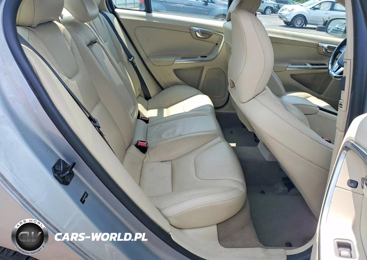 2013 Volvo S60 T5 VIN:YV1612FS8D2227159 - 10