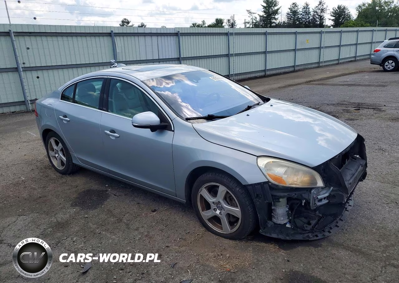 2013 Volvo S60 T5 VIN:YV1612FS8D2227159 - 4