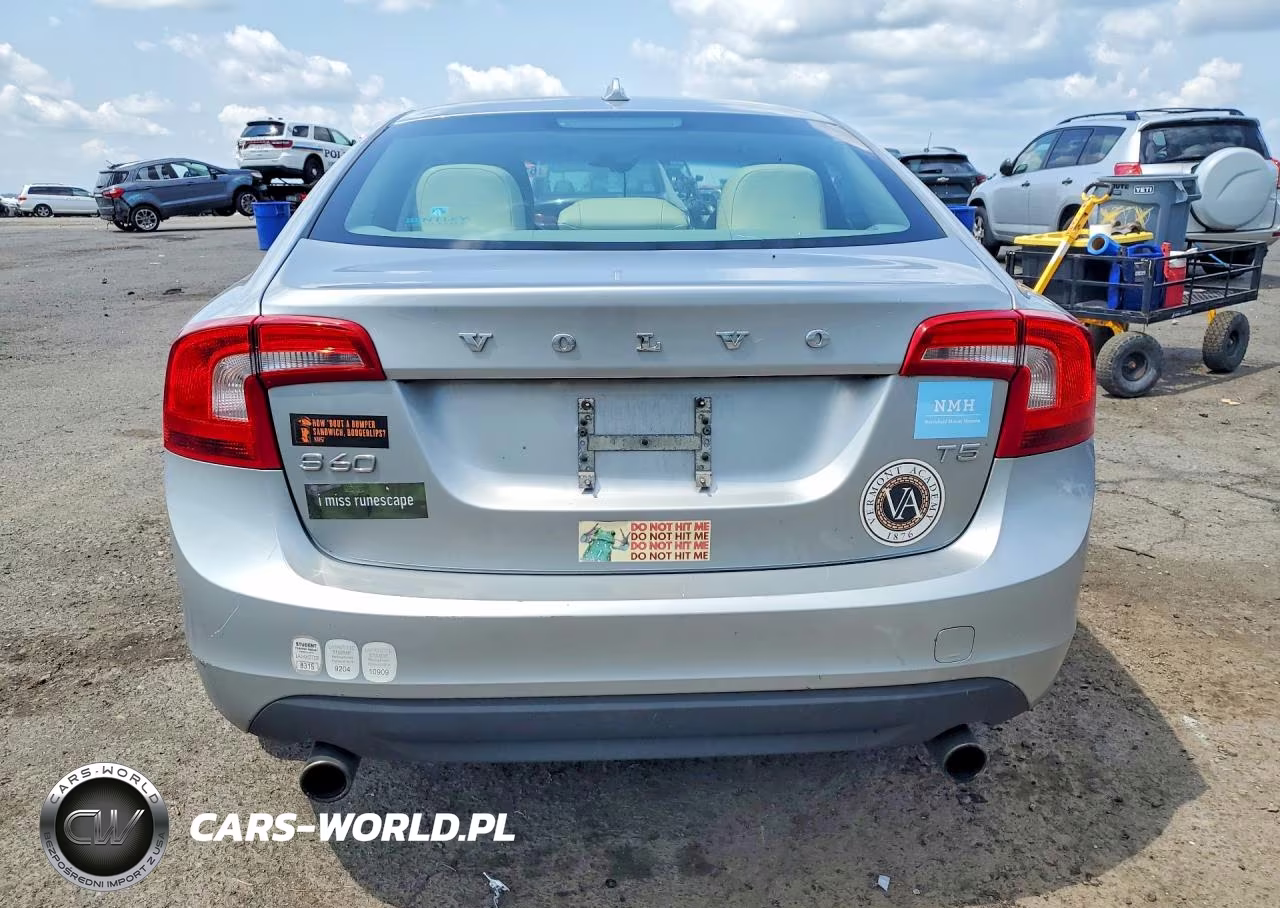 2013 Volvo S60 T5 VIN:YV1612FS8D2227159 - 6