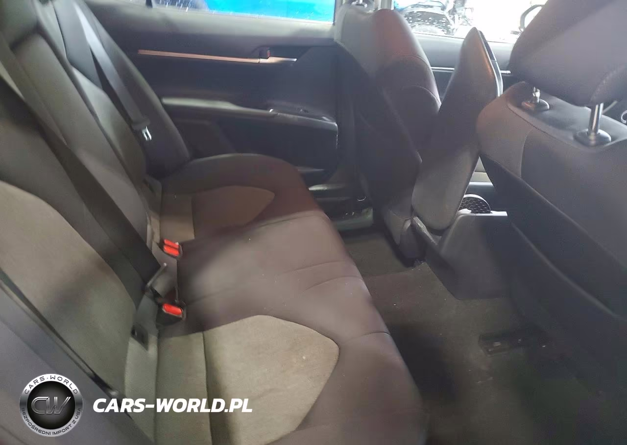 2019 Toyota Camry Le VIN:4T1B11HK0KU799965 - 10