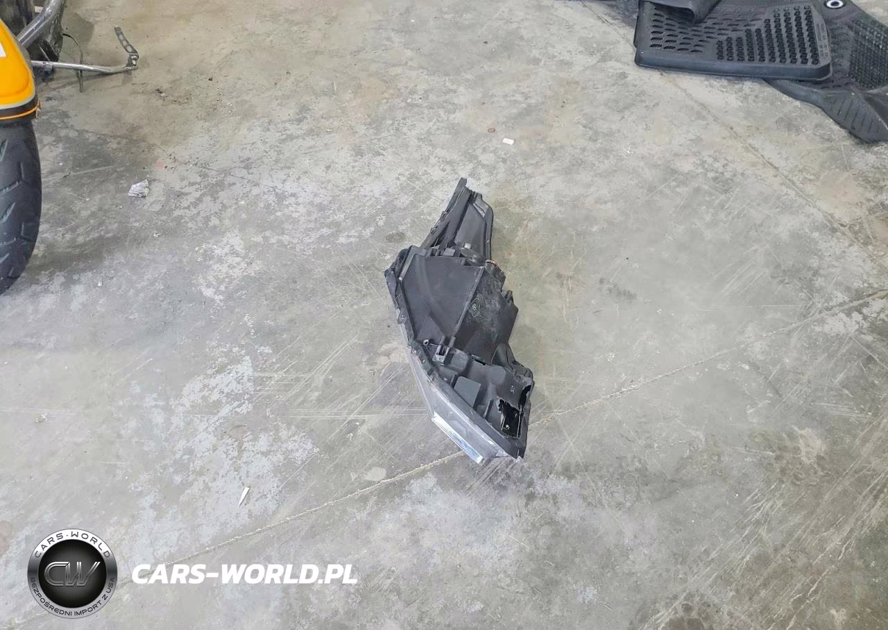2019 Toyota Camry Le VIN:4T1B11HK0KU799965 - 12