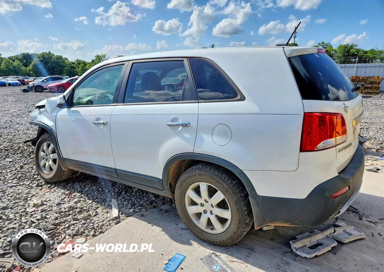 2011 Kia Sorento Lx VIN:5XYKT3A1XBG045565 - 2
