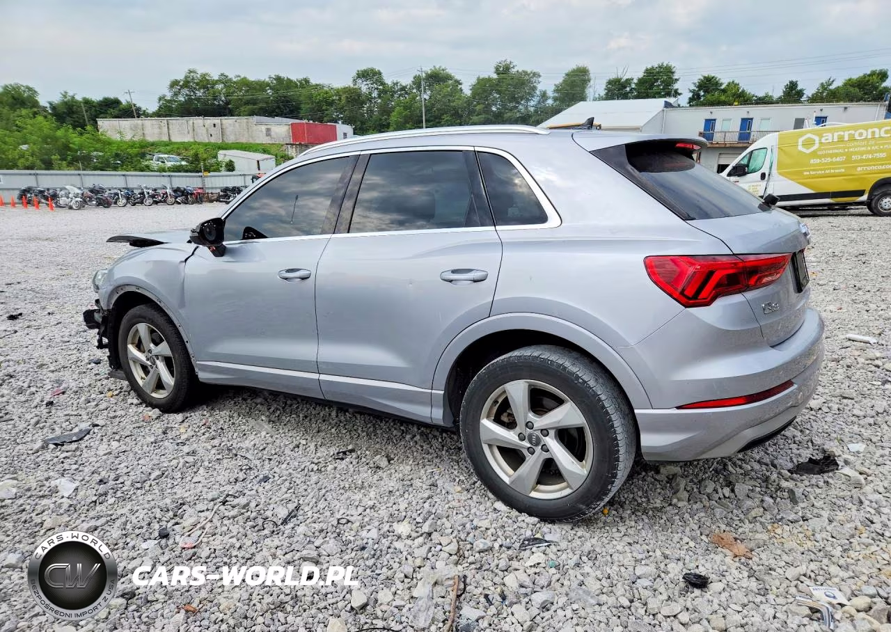 2020 Audi Q3 Premium VIN:WA1AECF38L1025343 - 2