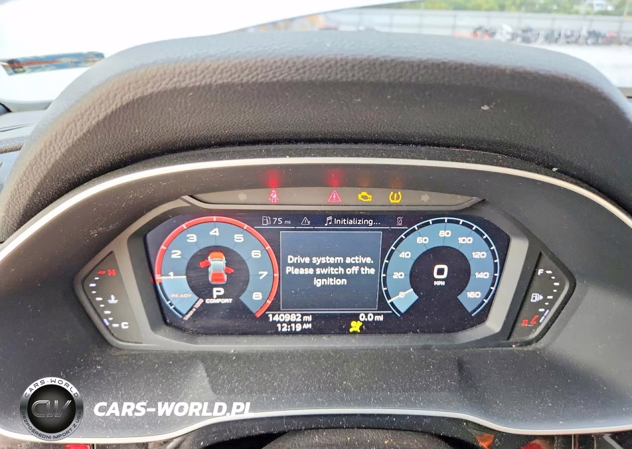 2020 Audi Q3 Premium VIN:WA1AECF38L1025343 - 9