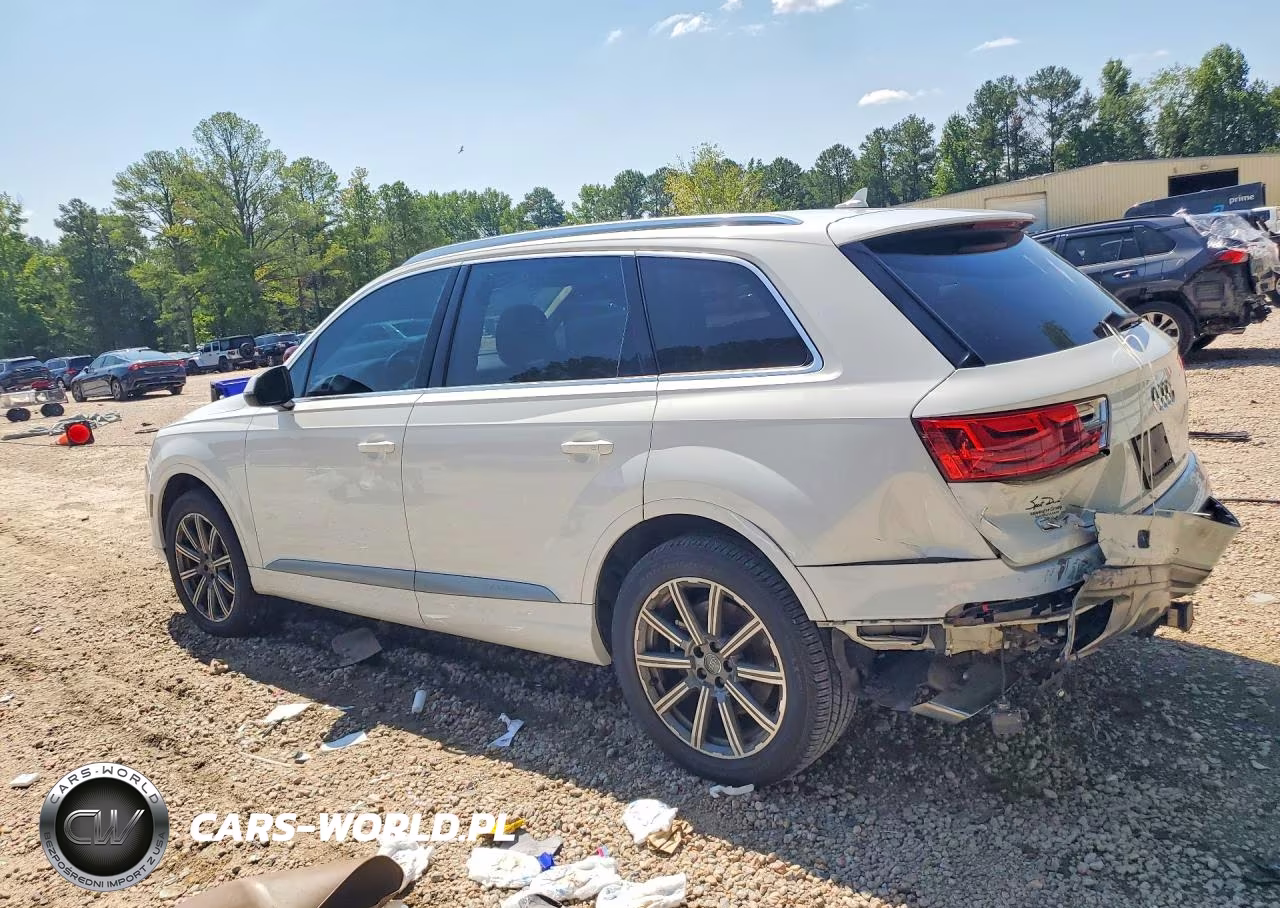 2017 Audi Q7 Premium Plus VIN:WA1LAAF75HD038004 - 2