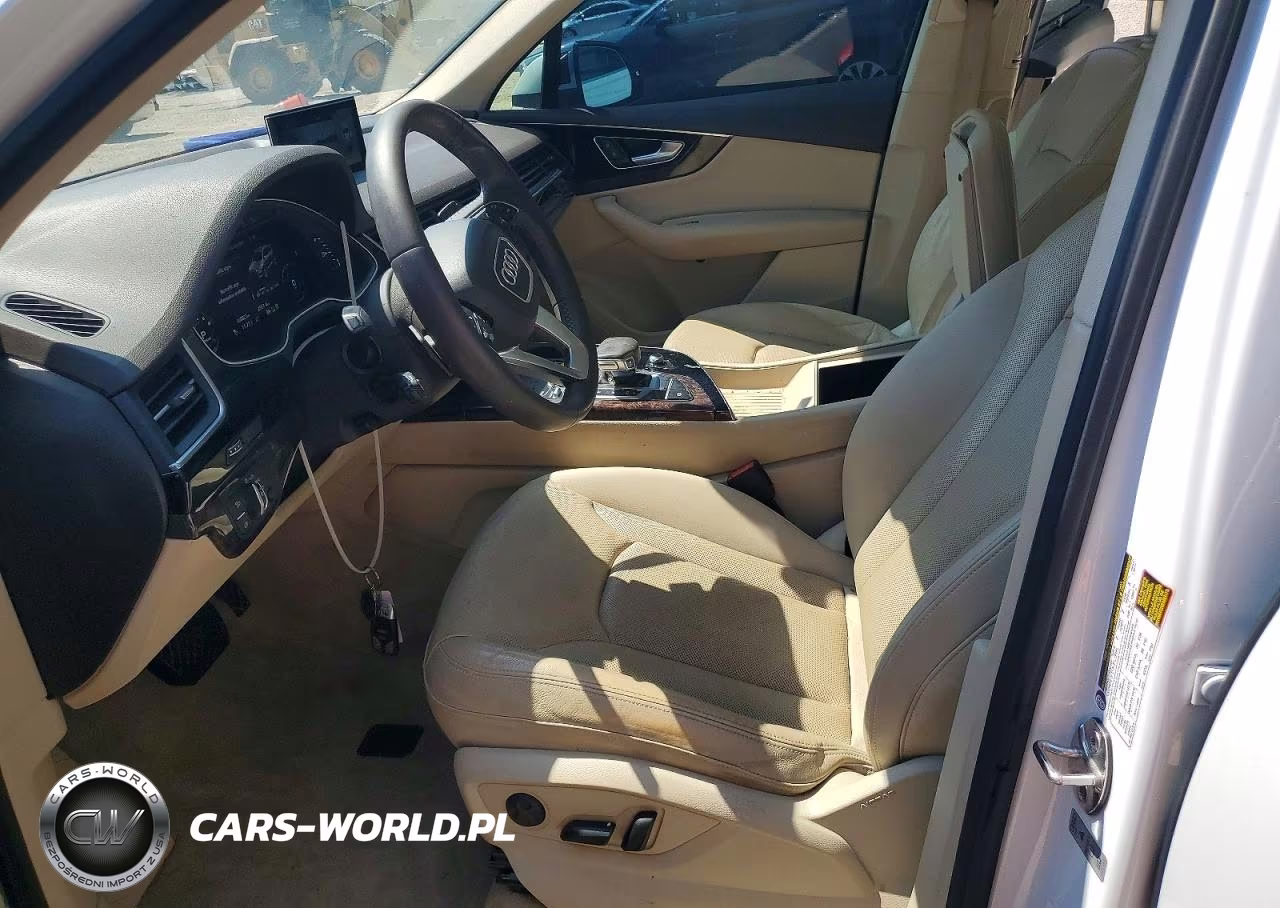 2017 Audi Q7 Premium Plus VIN:WA1LAAF75HD038004 - 7