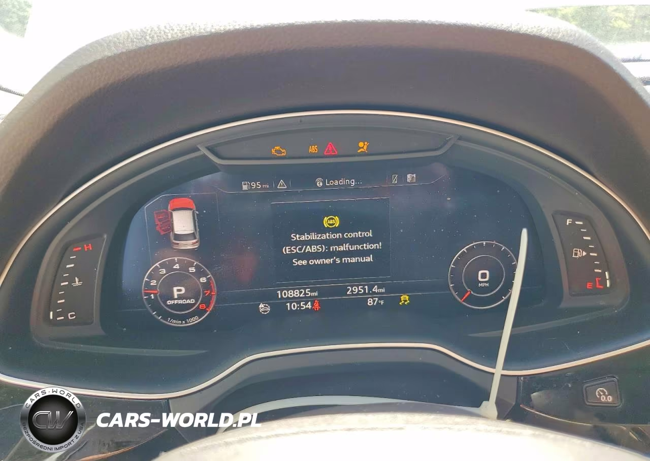 2017 Audi Q7 Premium Plus VIN:WA1LAAF75HD038004 - 9