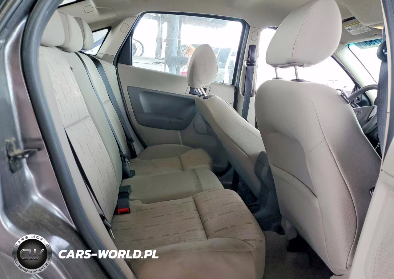 2010 Ford Focus Se VIN:1FAHP3FNXAW297043 - 10