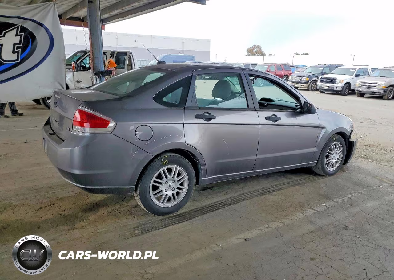 2010 Ford Focus Se VIN:1FAHP3FNXAW297043 - 3