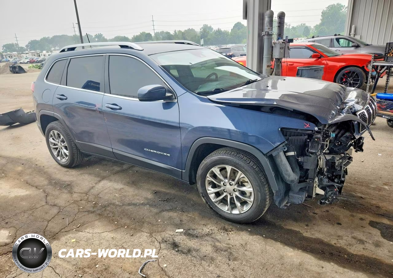 2021 Jeep Cherokee Latitude Lux VIN:1C4PJLMX2MD107814 - 4