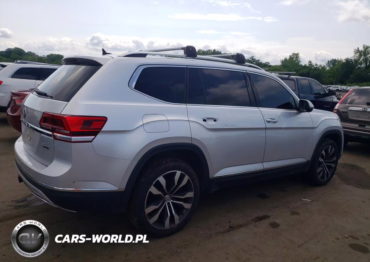 2019 Volkswagen Atlas Sel Premium VIN:1V2NR2CA3KC569484 - 3