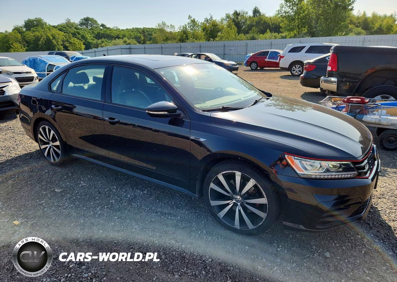 2018 Volkswagen Passat Gt VIN:1VWJM7A35JC046396 - 4