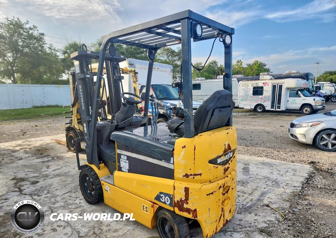 2018 Komatsu Forklift - Stand Up Forklift VIN:93956 - 3