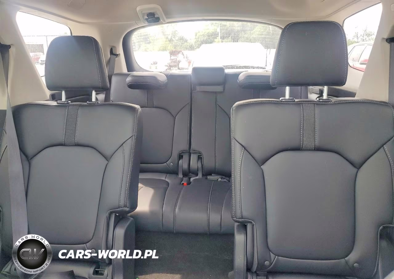 2024 Honda Pilot Touring VIN:5FNYG1H73RB044899 - 10