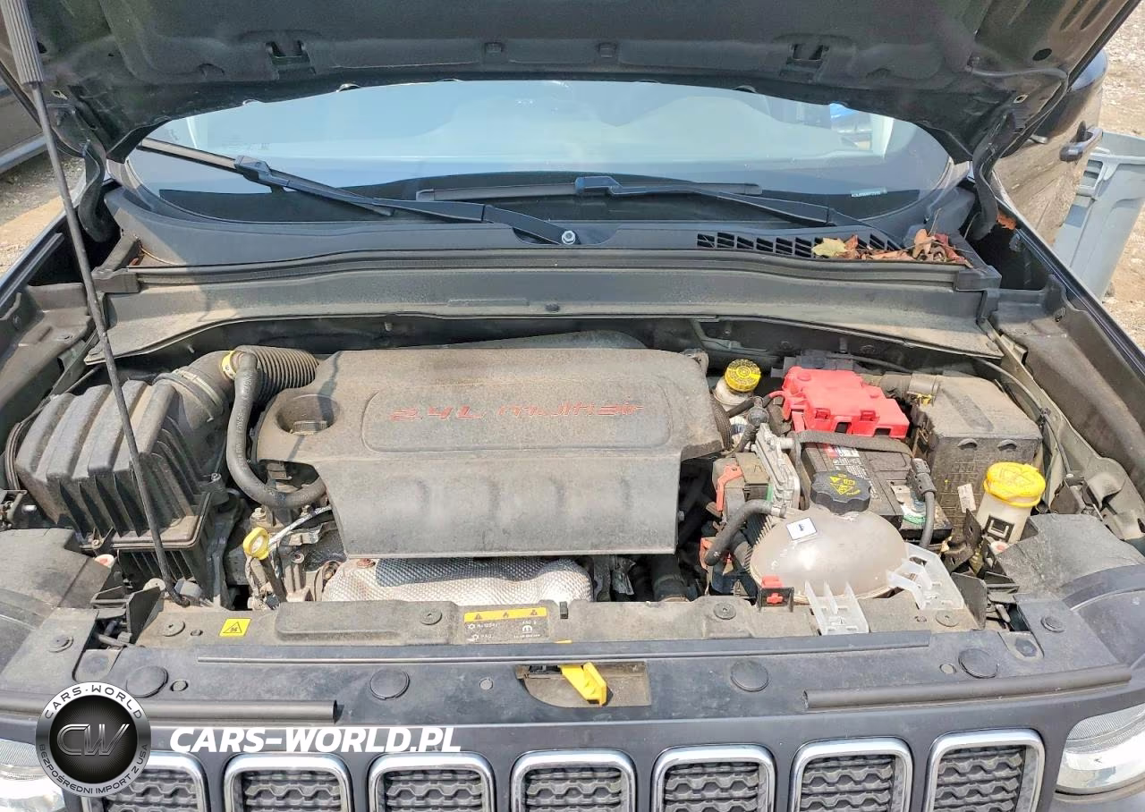 2019 Jeep Renegade Latitude VIN:ZACNJBBB4KPJ79182 - 11