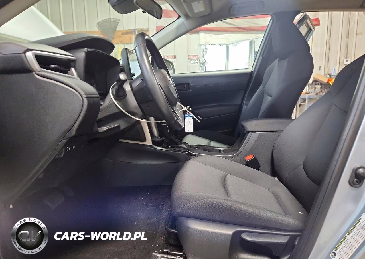 2024 Toyota Corolla Cross Le VIN:7MUCAABG1RV082668 - 7