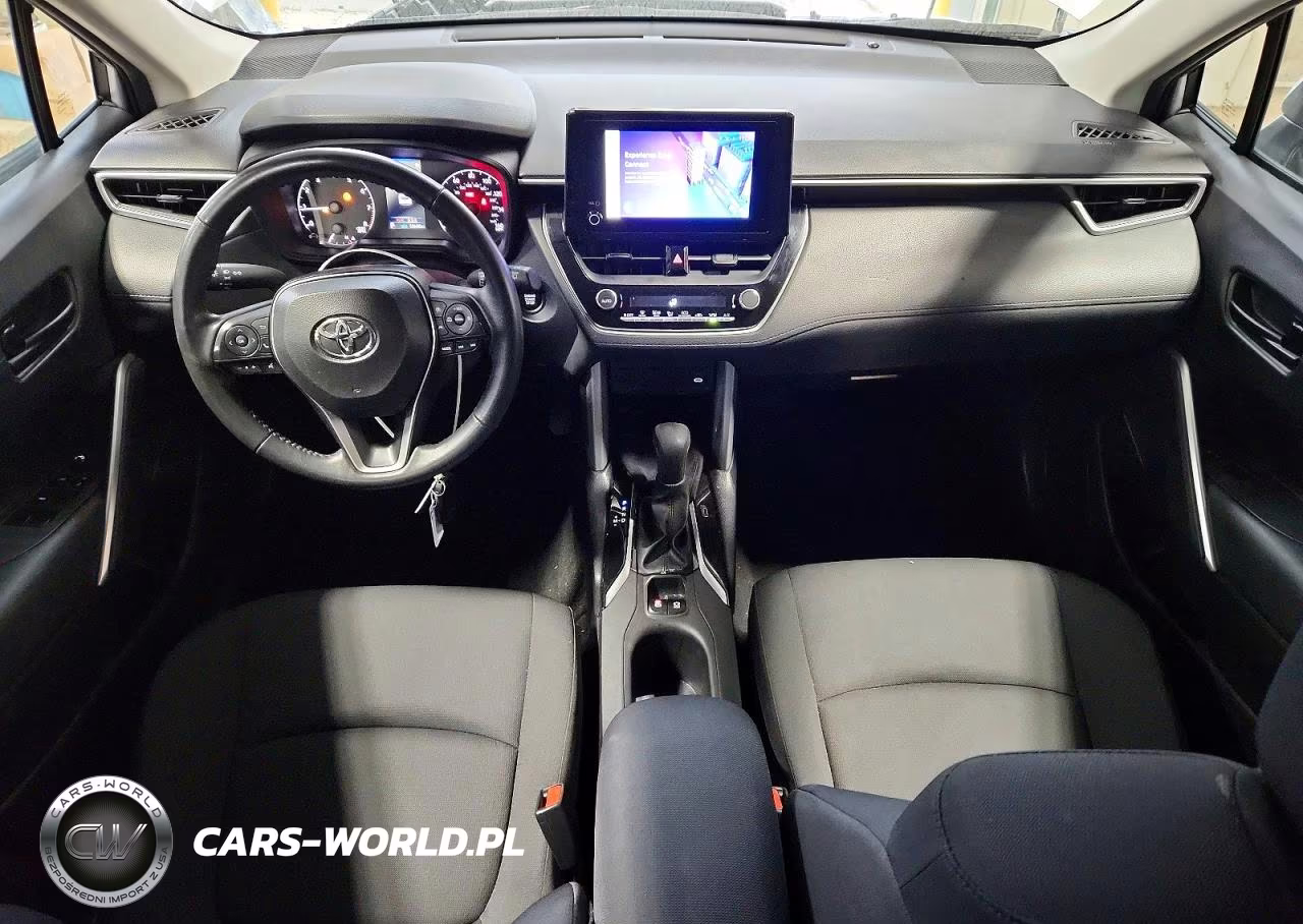 2024 Toyota Corolla Cross Le VIN:7MUCAABG1RV082668 - 8