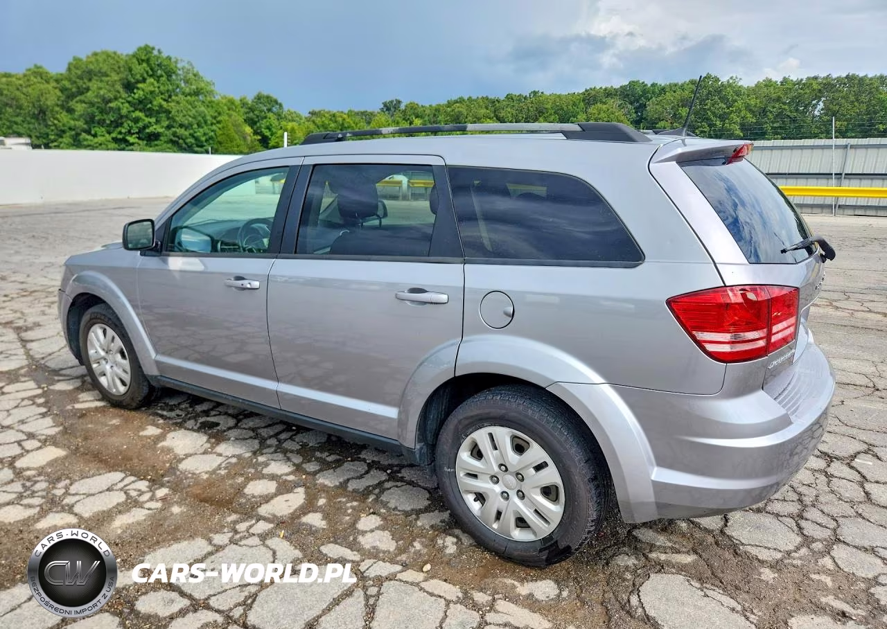 2018 Dodge Journey Se VIN:3C4PDCAB2JT520578 - 2