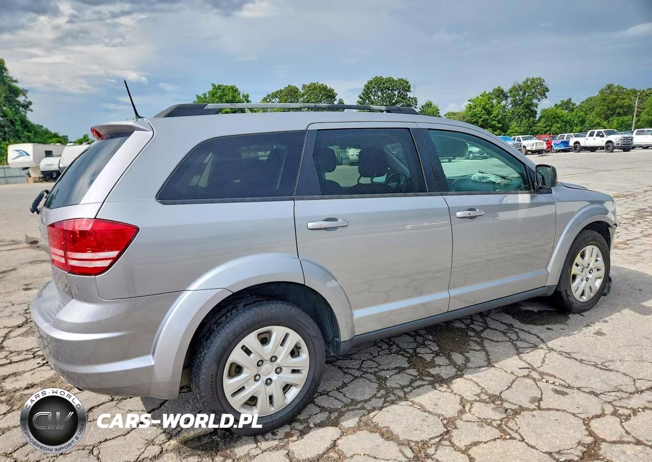 2018 Dodge Journey Se VIN:3C4PDCAB2JT520578 - 3